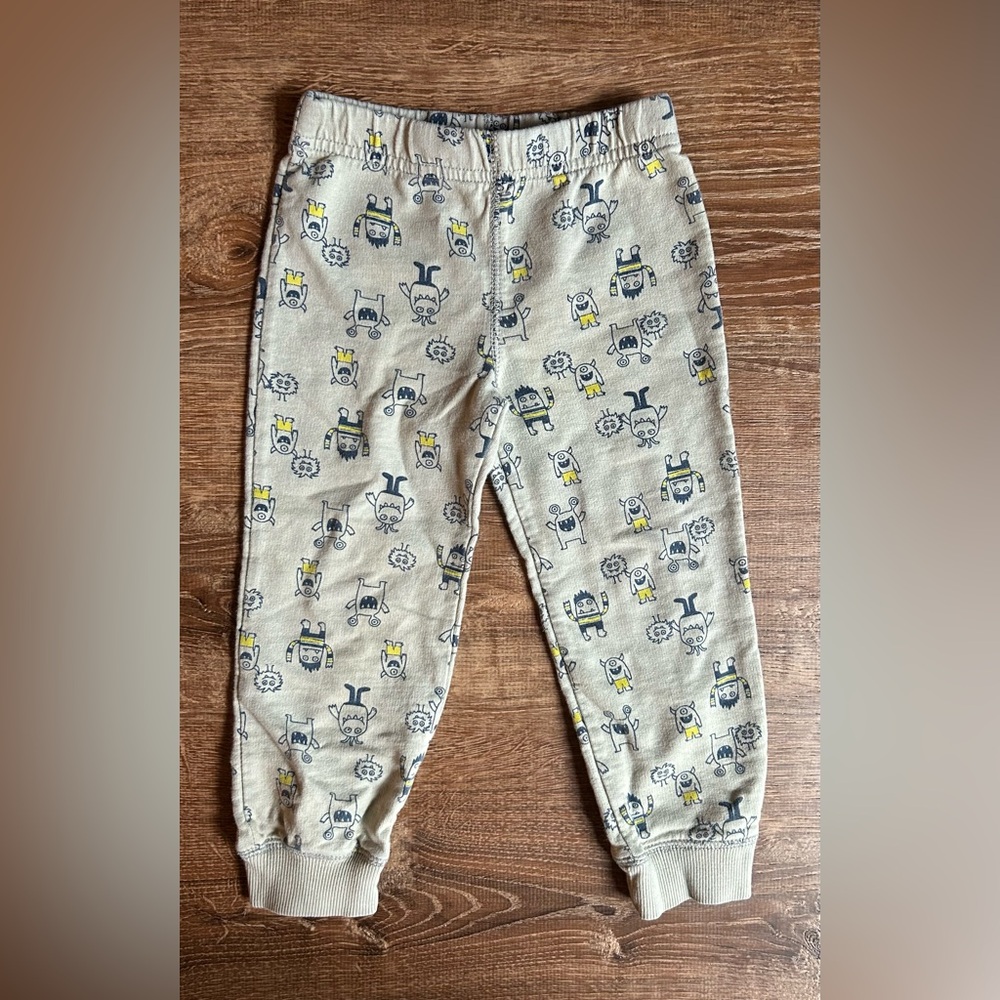 Boys 3T Sweatpants🍁